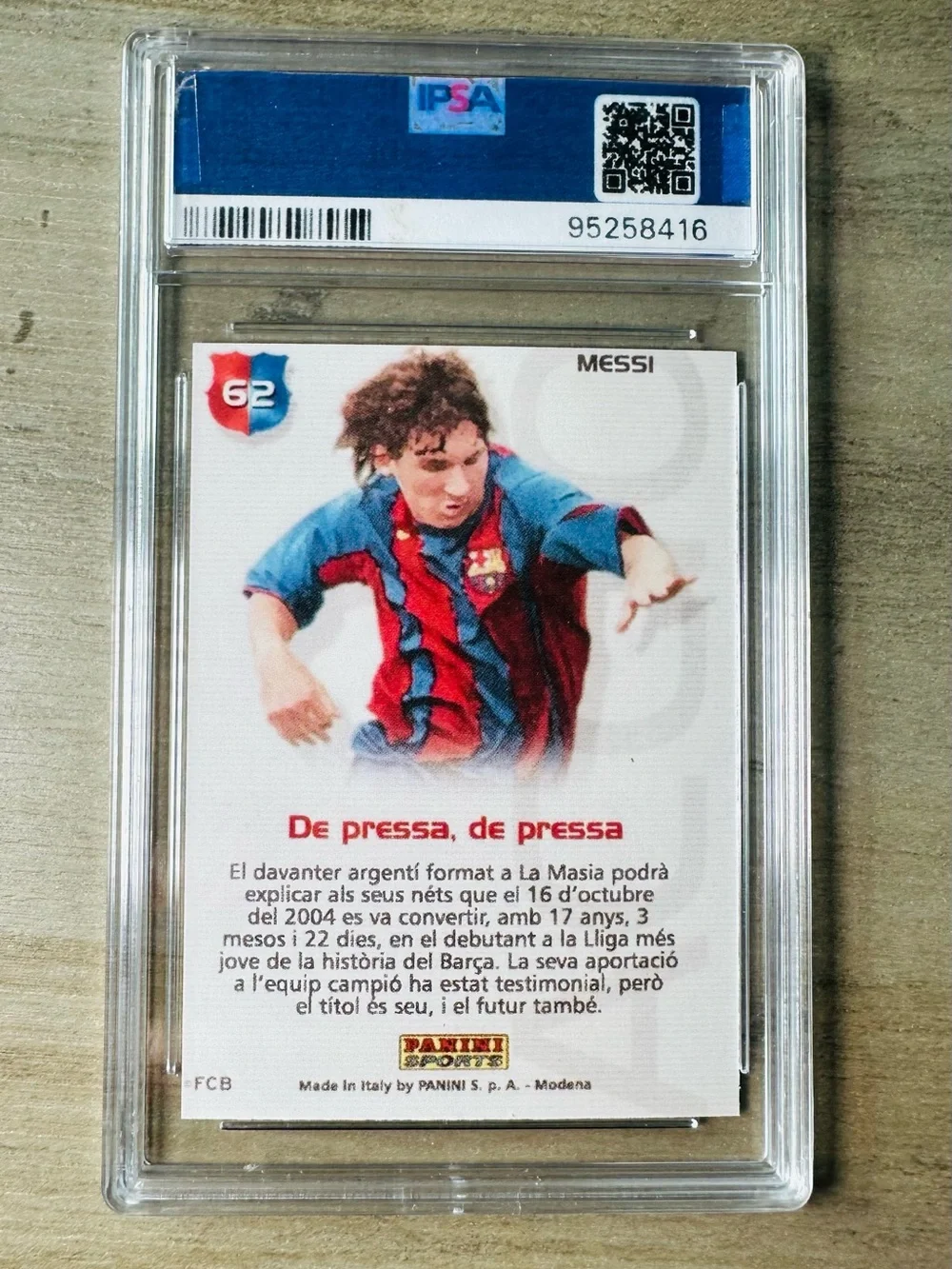 Lionel Messi Rookie Gem Mint 10 2004 Panini #62 Mega Cracks Novelty Card.
